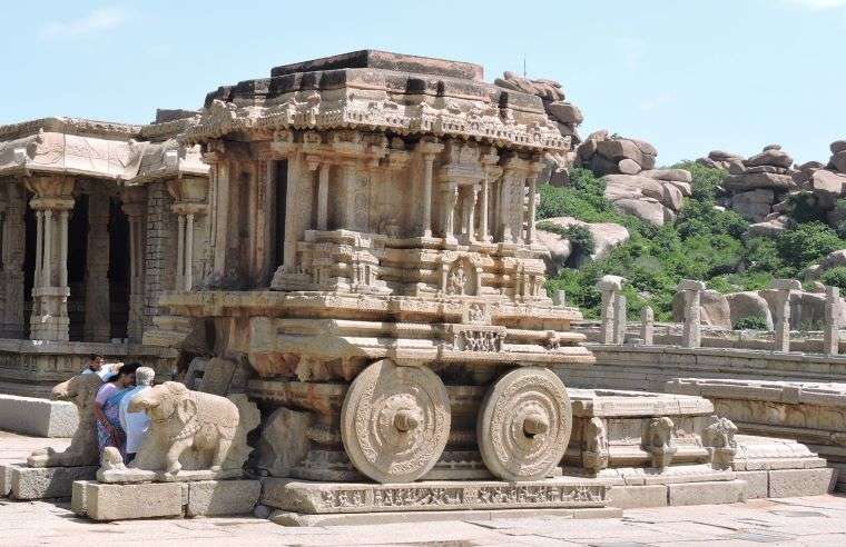 The Stone Chariot of Vittala Temple Hampi is the highlight of 2-day Hampi Itinerary