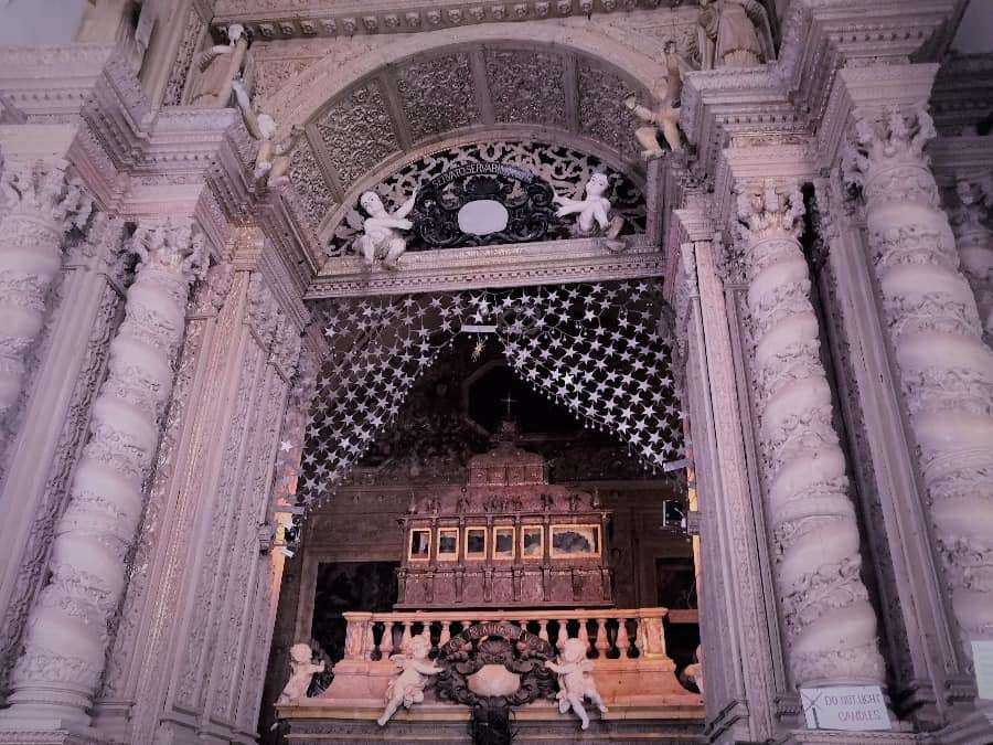 25 Most Beautiful Places in South India for Nature, Adventure and Heritage lovers 2 Basillica of bom jesus goa - Goa Places to Visit