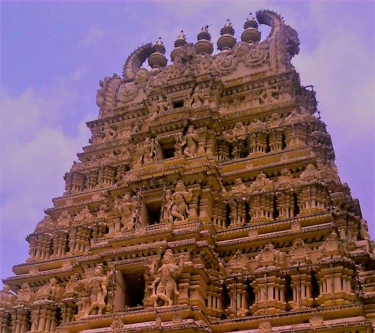 Mysore Itinerary - Discover the Best Things to do in Mysore 9 Things to do in Mysore - visit Chamundi Hills