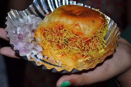 Best Street Food in India (and how to make them at Home) 11