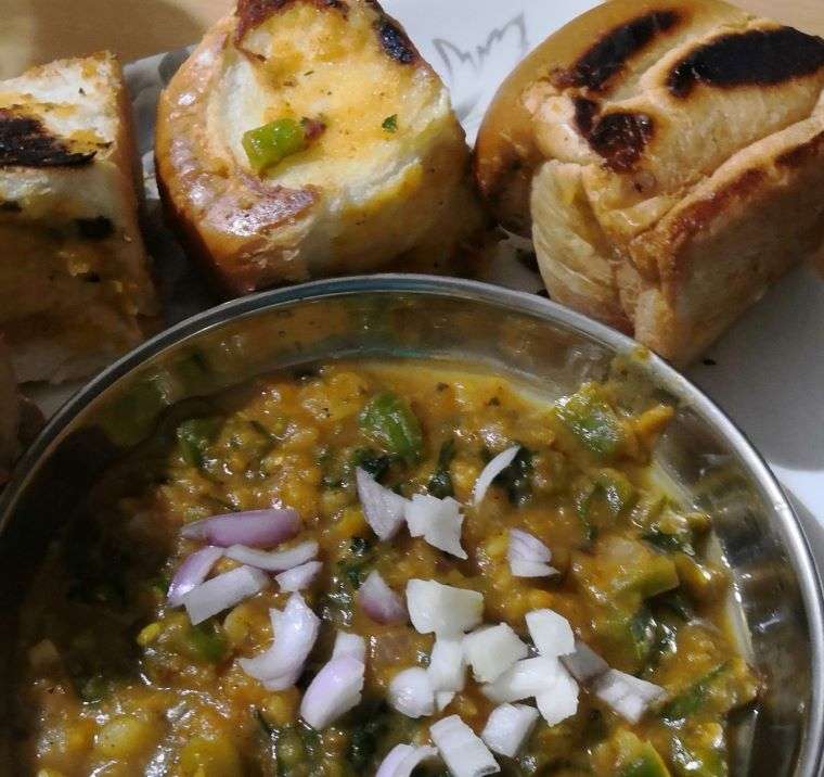 Best Street Food in India (and how to make them at Home) 7 Pav Bhaji - Indian Street Food