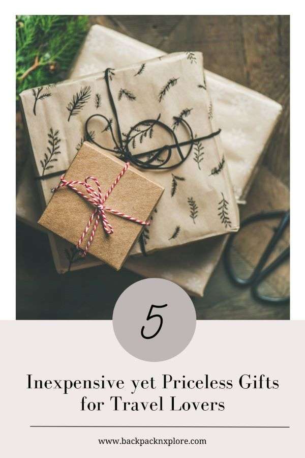 Fantastic Gift Ideas for travel lowers in your life. These are unique fancy gifts within a small budget that every travel lover secretly desire but dont buy for themselves.