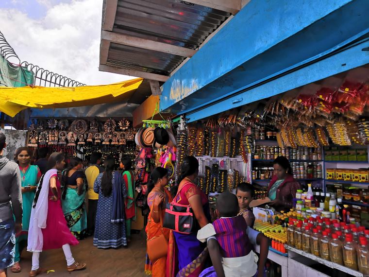The Best Kodaikanal Itinerary for 3 Days in 2024 11 Bustling Market at Green valley viewpoint