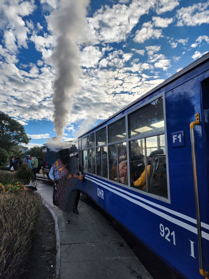 Top 17 Places with the Best Views of Kanchenjunga 6 Historic Batasia Loop in Darjeeling with the Toy Train, providing a unique perspective of Kanchenjunga and local culture.