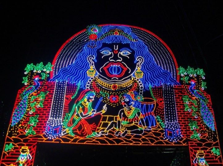 Depiction of Hindu Gods through beautiful lighting in the streets of Kolkata